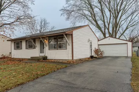 978 17th St SE, Rochester, MN 55904