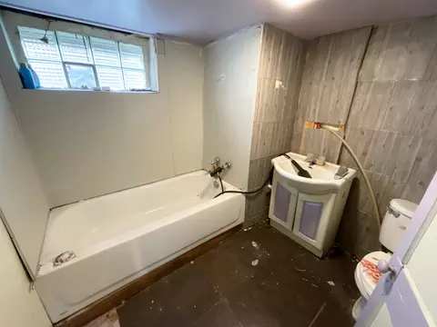Bath - 1206 12th St NW, Austin, MN 55912 photo 1 of 1