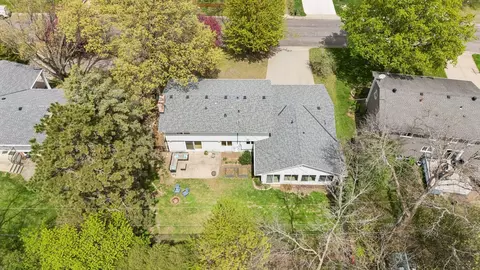 8817 Westmoreland Ln, Saint Louis Park, MN 55426