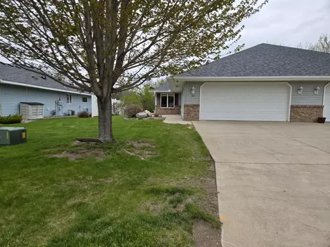 103 Sellards Ave, Dassel, MN 55325