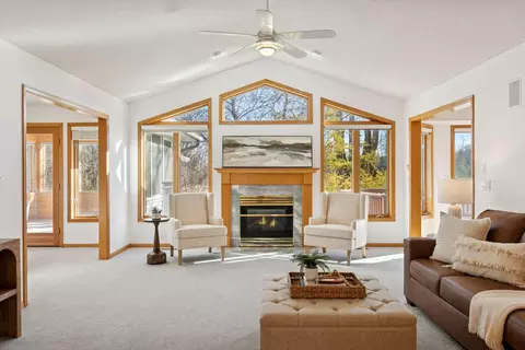4950 Valley Forge Ln N, Plymouth, MN 55442