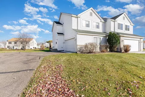 15684 Finewood Ct, Apple Valley, MN 55124