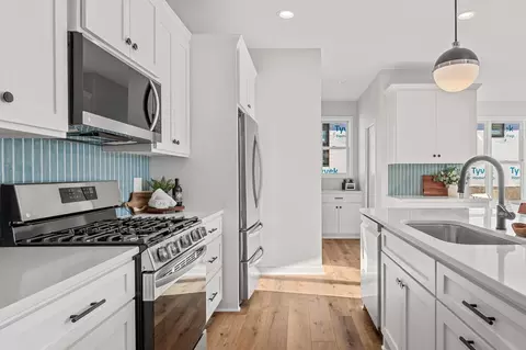 Kitchen - 335 Liberty Dr, Hanover, MN 55341 photo 4 of 8