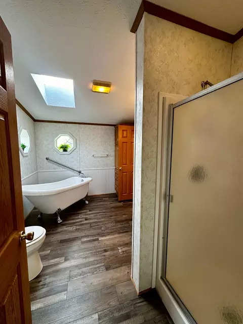 Bath - 36308 Edgewood Rd, Harmony, MN 55939 photo 1 of 4