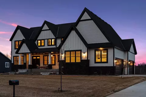 16419 Kiska St NE, Ham Lake, MN 55304
