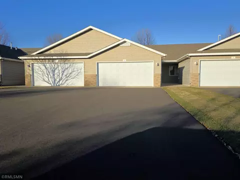 939 Cypress Rd #4, Saint Cloud, MN 56303