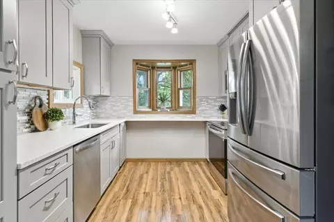 Kitchen - 7357 116th Pl N, Champlin, MN 55316 photo 2 of 3