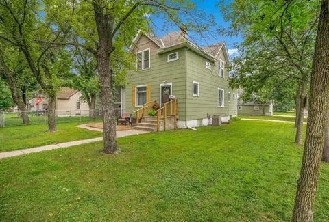 801 15th Ave S, Saint Cloud, MN 56301 photo 2