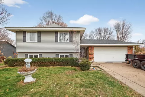 8792 77th St S, Cottage Grove, MN 55016