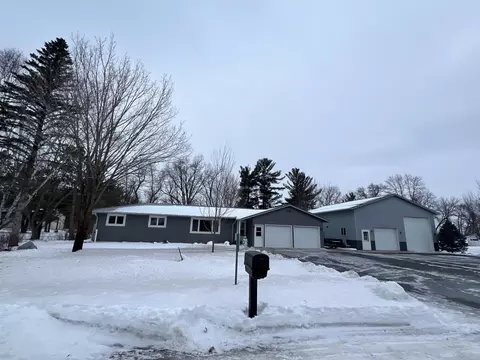 14887 Pine Edge Dr, Wadena, MN 56482