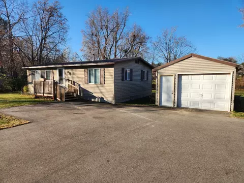 815 NW 3rd Ave, Grand Rapids, MN 55744