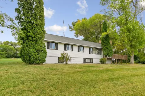 44650 State Highway 19, Gaylord, MN 55334