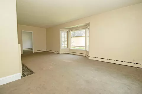 Living - 815 5th Ave S, Saint Cloud, MN 56301 photo 3 of 7