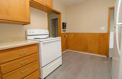 Kitchen - 815 5th Ave S, Saint Cloud, MN 56301 photo 4 of 6