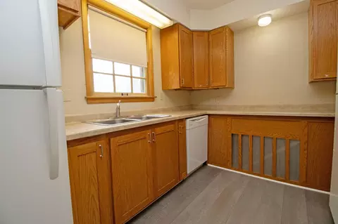 Kitchen - 815 5th Ave S, Saint Cloud, MN 56301 photo 3 of 6