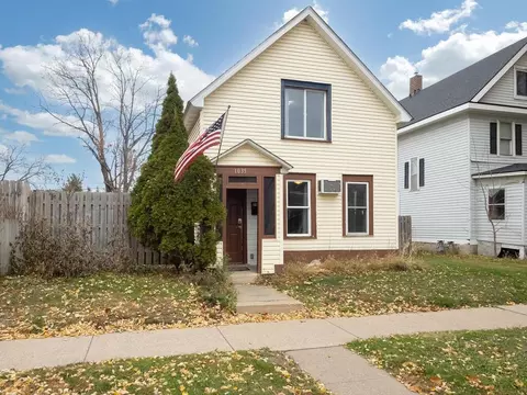 1035 Bush Ave, Saint Paul, MN 55106