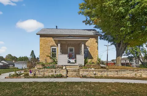 108 4th St SW, Pine Island, MN 55963