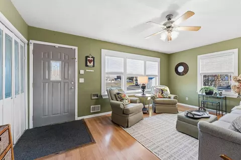 4410 NE Central Ave NE, Columbia Heights, MN 55421