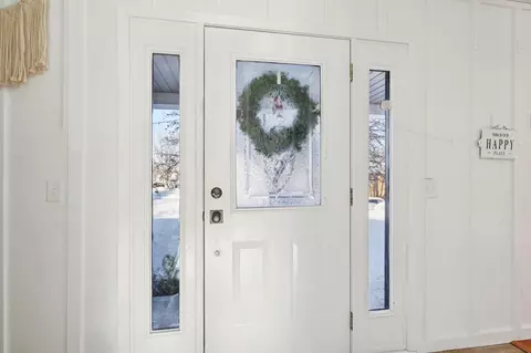 Entry Way - 1808 Cedar Pl, Buffalo, MN 55313 photo 1 of 5