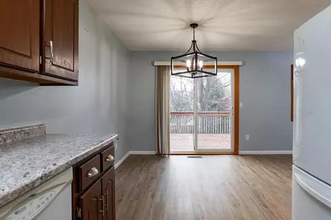 Dining - 4575 Horizon Cir, Eagan, MN 55123 photo 2 of 2