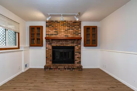 Living - 4575 Horizon Cir, Eagan, MN 55123 photo 9 of 9