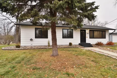 Exterior - 1005 N Street St NE, Brainerd, MN 56401 photo 4 of 10