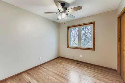 Bedroom - 4241 Blackhawk Rd, Eagan, MN 55122 photo 5 of 10