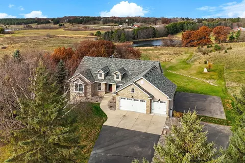 7300 115th St N, Grant, MN 55110