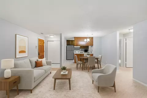 742 County Road F W #1002, Shoreview, MN 55126