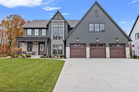 734 Shawnee Woods Rd, Medina, MN 55340