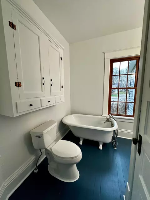 Bath - 440 1st Ave SE, Harmony, MN 55939 photo 1 of 2