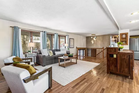 3301 Edgemere Ave, Saint Anthony, MN 55418