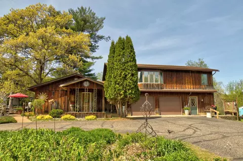 n1950 Pierce County Road K, Hager City, WI 54014