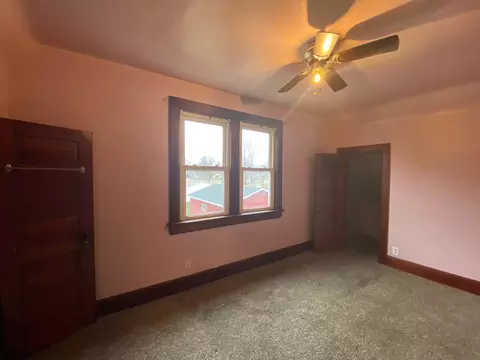 Bedroom - 304 E 3rd St, Albert Lea, MN 56007 photo 5 of 6