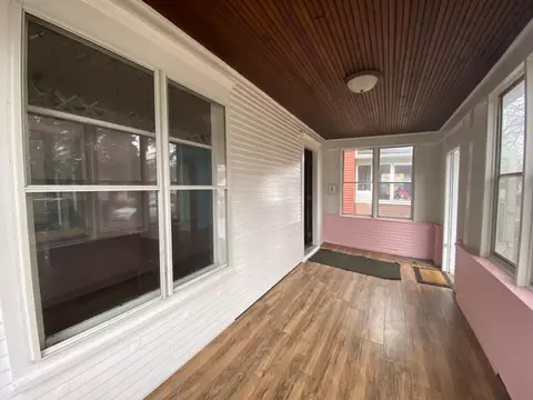 Exterior - 304 E 3rd St, Albert Lea, MN 56007 photo 3 of 4