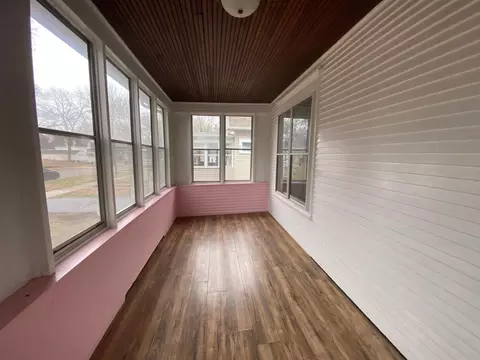 Exterior - 304 E 3rd St, Albert Lea, MN 56007 photo 2 of 4