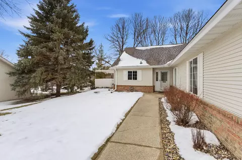 Exterior - 706 24th St SE, Willmar, MN 56201 photo 2 of 6