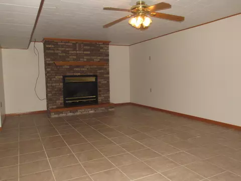 Living - 411 Front St E, Fulda, MN 56131 photo 4 of 4