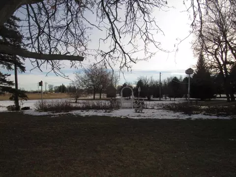Exterior - 411 Front St E, Fulda, MN 56131 photo 5 of 7
