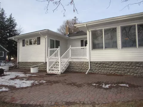 Exterior - 411 Front St E, Fulda, MN 56131 photo 6 of 7