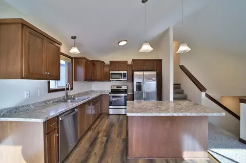 Kitchen - 978 York Crt, Brainerd, MN 56401 photo 4 of 5