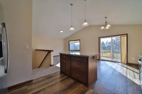 Entry Way - 978 York Crt, Brainerd, MN 56401 photo 1 of 5