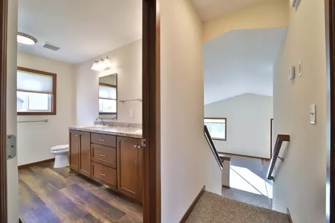 Entry Way - 978 York Crt, Brainerd, MN 56401 photo 2 of 5
