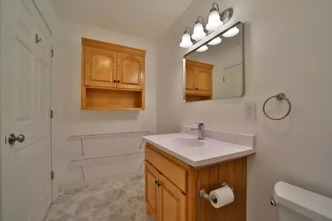 Bath - 978 York Crt, Brainerd, MN 56401 photo 3 of 4