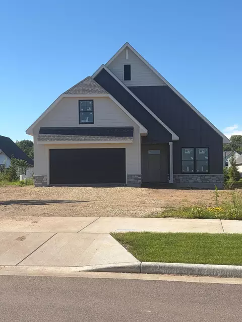 2236 Aftonn Cir, Hudson, WI 54016