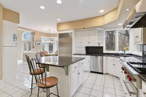 Kitchen - 19875 Andover Pl, Excelsior, MN 55331 photo 3 of 10