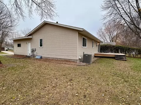 Exterior - 1013 Olena Ave, Willmar, MN 56201 photo 5 of 7