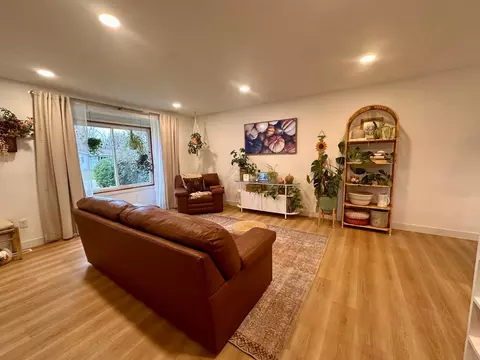 Living - 1013 Olena Ave, Willmar, MN 56201 photo 5 of 10