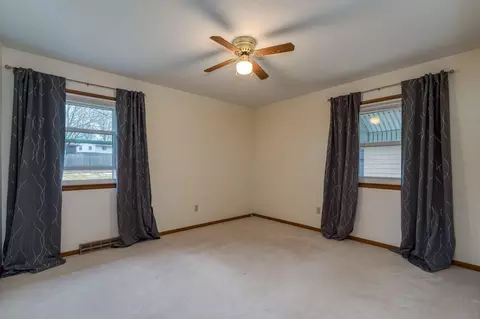 Bedroom - 835 Westwood Dr, Faribault, MN 55021 photo 6 of 6