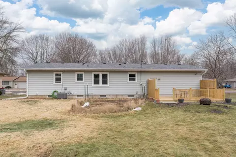 Exterior - 835 Westwood Dr, Faribault, MN 55021 photo 1 of 4